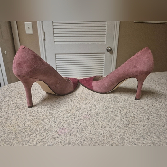 Nine West Women's Burgundy Suede Pumps - Picture 4 of 8